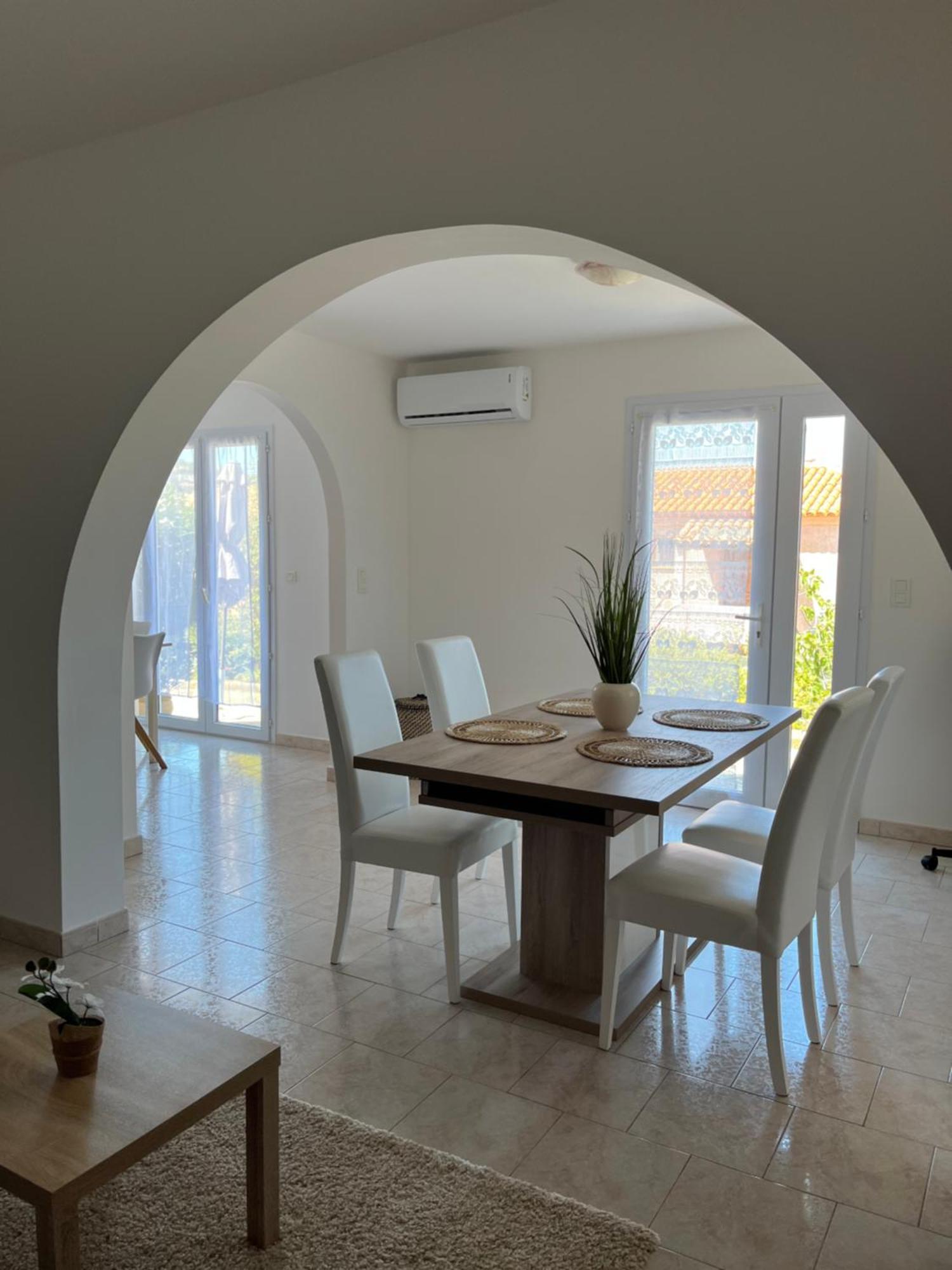 Appartement Rez De Villa LʼÎle-Rousse المظهر الخارجي الصورة